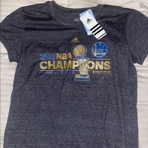 Woman’s slim fit 2017 NBA Champions Warriors